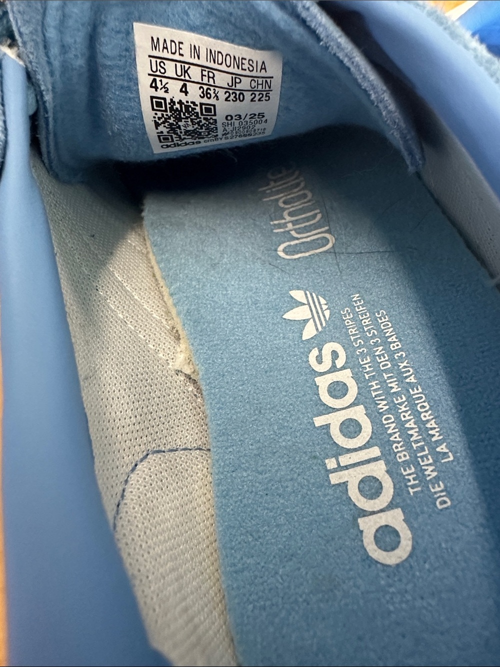 Adidas Spezial Suede Sneakers in Light Blue with White Stripes- Size 4.5 US NWOT - Picture 3 of 10